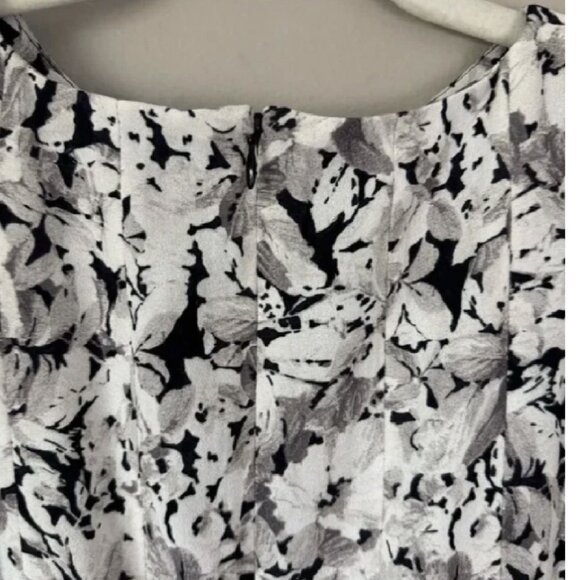 Tuckernuck Gray Gardens Andi Dress NWT Size 0 Retail $298 - Picture 3 of 3